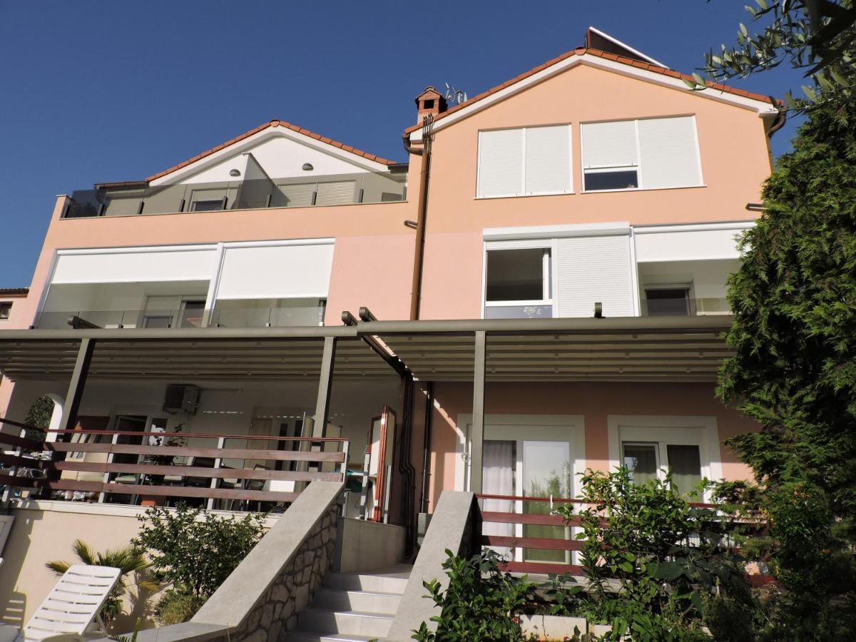 Berat Apartment 沃德年 外观 照片